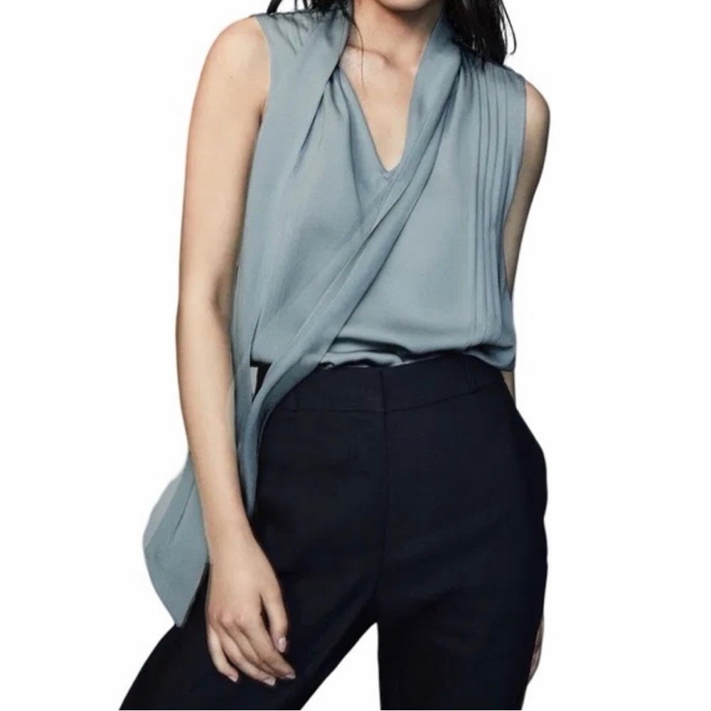 Reiss Sleeveless Pintuck Blouse in Blue size 4, NWT